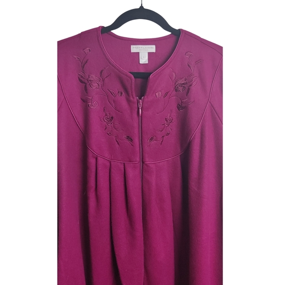 Miss Elaine Embroidered Zip-Up Robe - Deep Pink - Picture 2 of 10